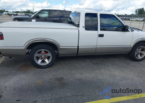 1999 Chevrolet S-10 Ls from USA, damaged, VIN 1GCCS1946X8118794